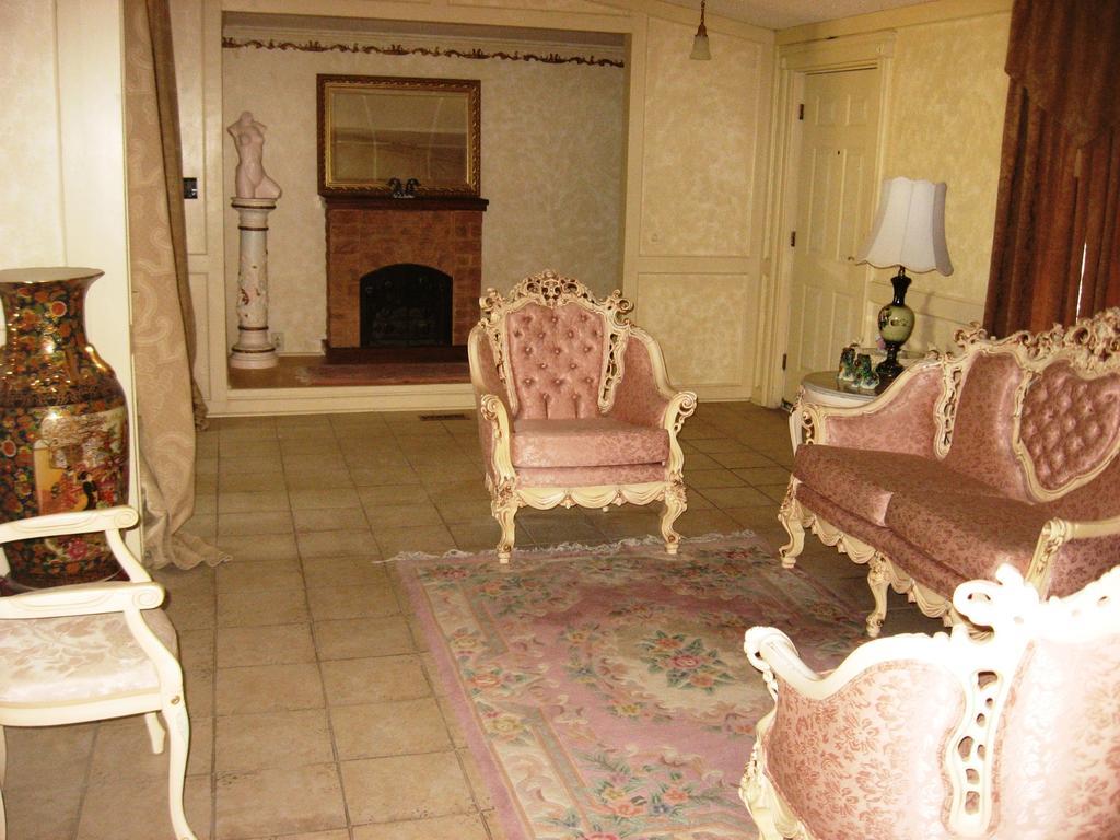 Shady Lady Bed And Breakfast Scottys Junction Eksteriør bilde