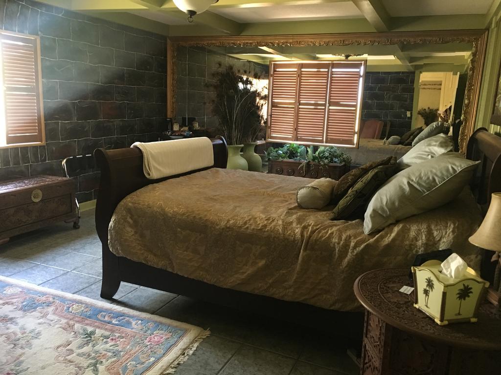 Shady Lady Bed And Breakfast Scottys Junction Eksteriør bilde